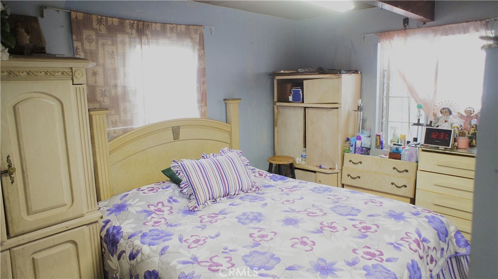 11734 Telechron Property Photo 24