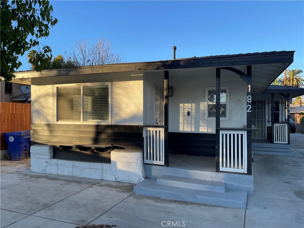 184 E 9th Property Photo