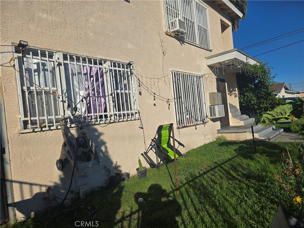 301 W Magnolia Property Photo 14