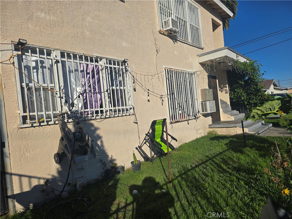 301 W Magnolia Property Photo 14