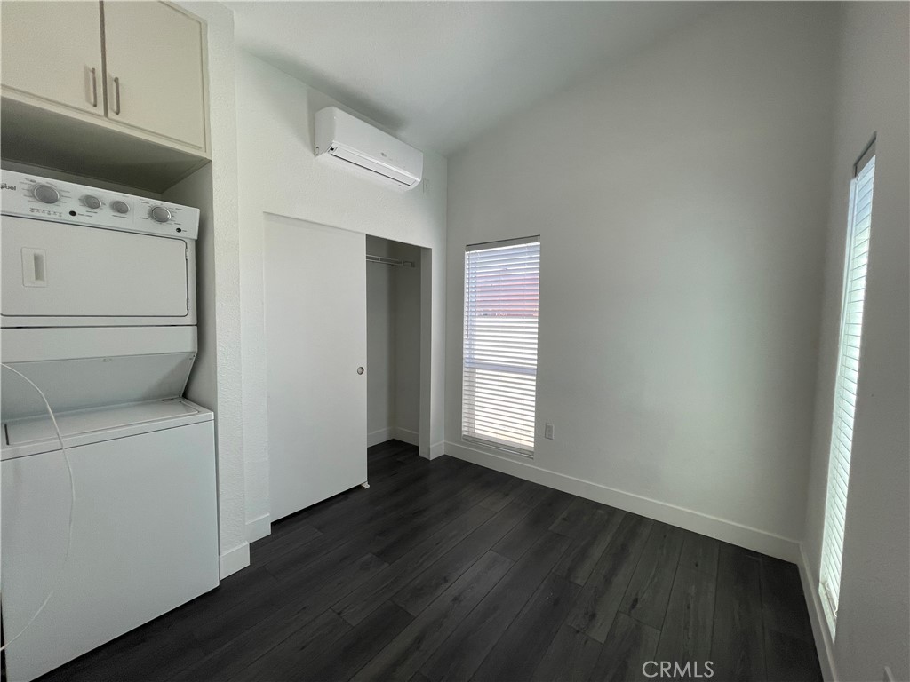 3653 W 58th Pl Property Photo 6
