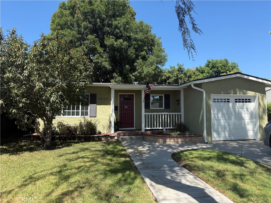 1933 W Jacaranda Place Property Photo 1