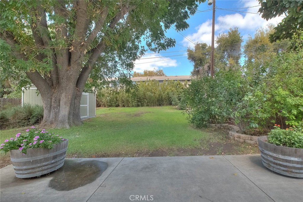 1933 W Jacaranda Place Property Photo 38