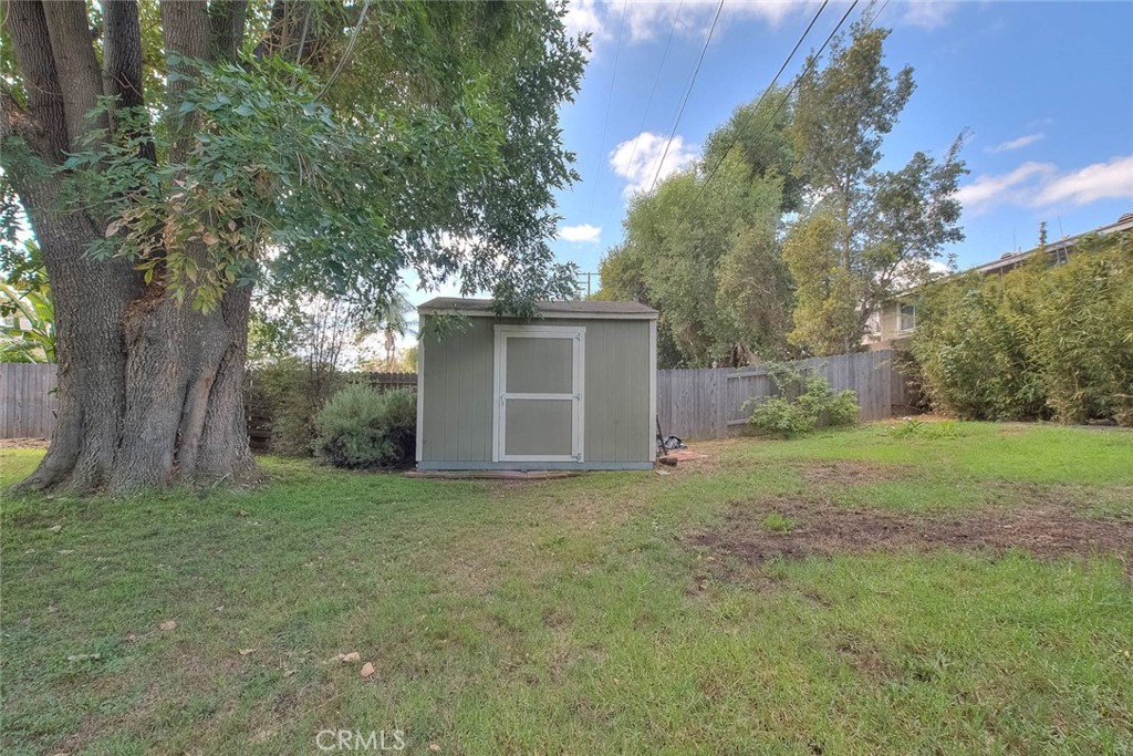 1933 W Jacaranda Place Property Photo 39