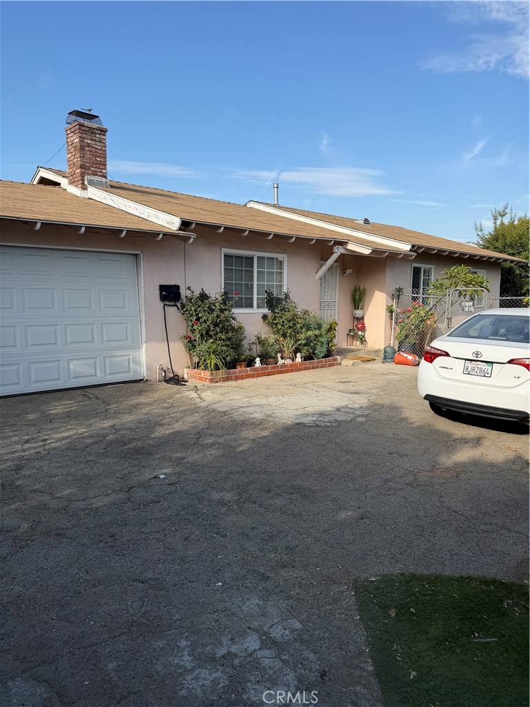 11823 Basye Property Photo 1