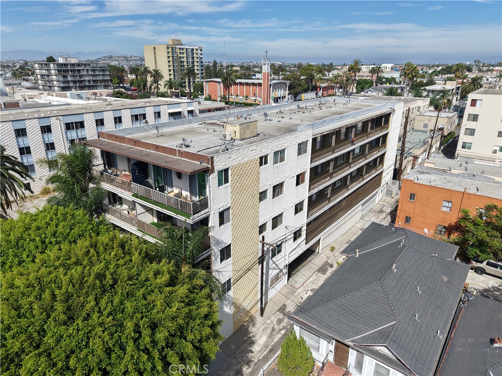 230 Linden Avenue 504 Property Photo 17