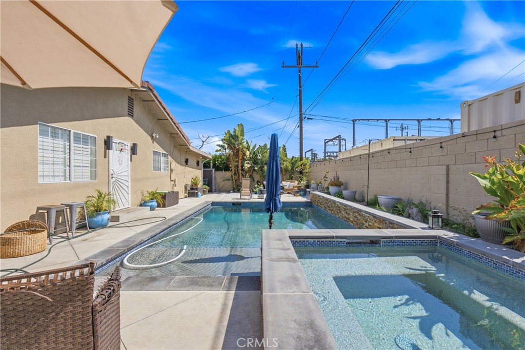 11512 Samoline Property Photo 11