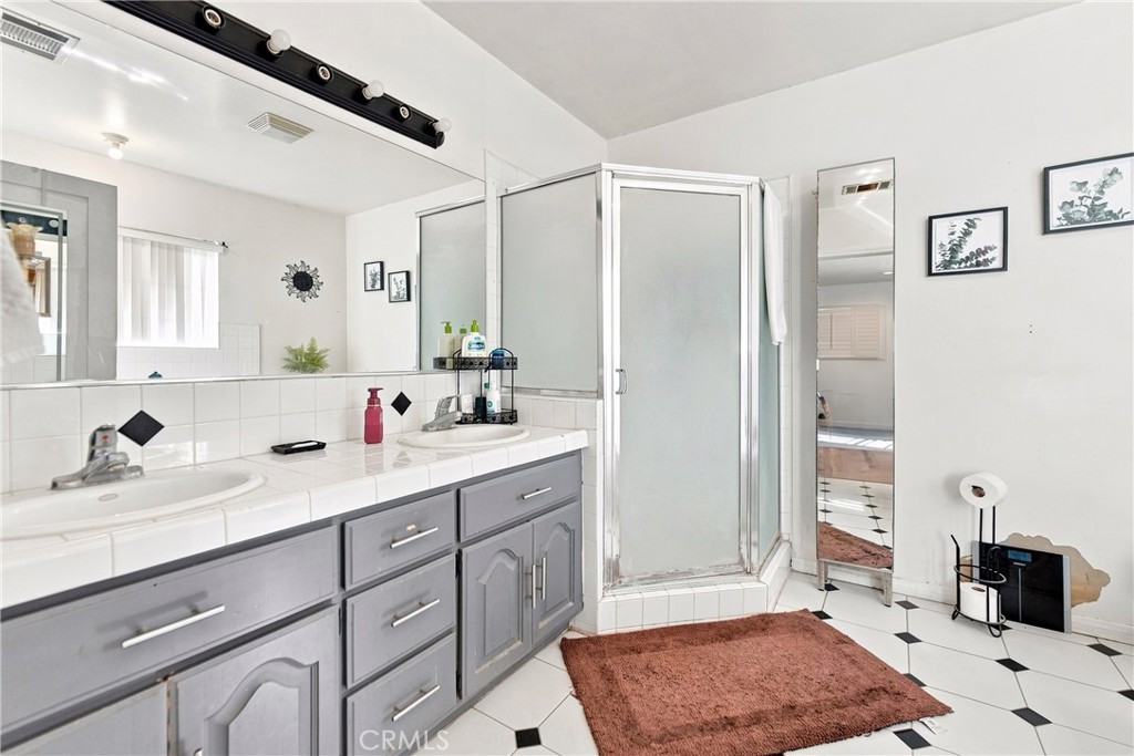 11512 Samoline Property Photo 27