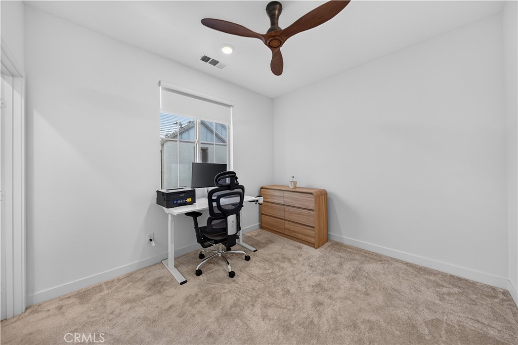511 Tamarind Way E Property Photo 24