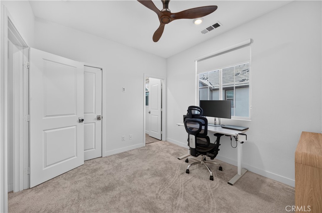511 Tamarind Way E Property Photo 25