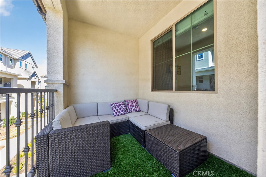 511 Tamarind Way E Property Photo 30