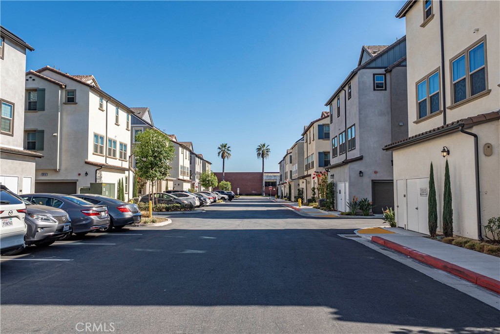 511 Tamarind Way E Property Photo 40
