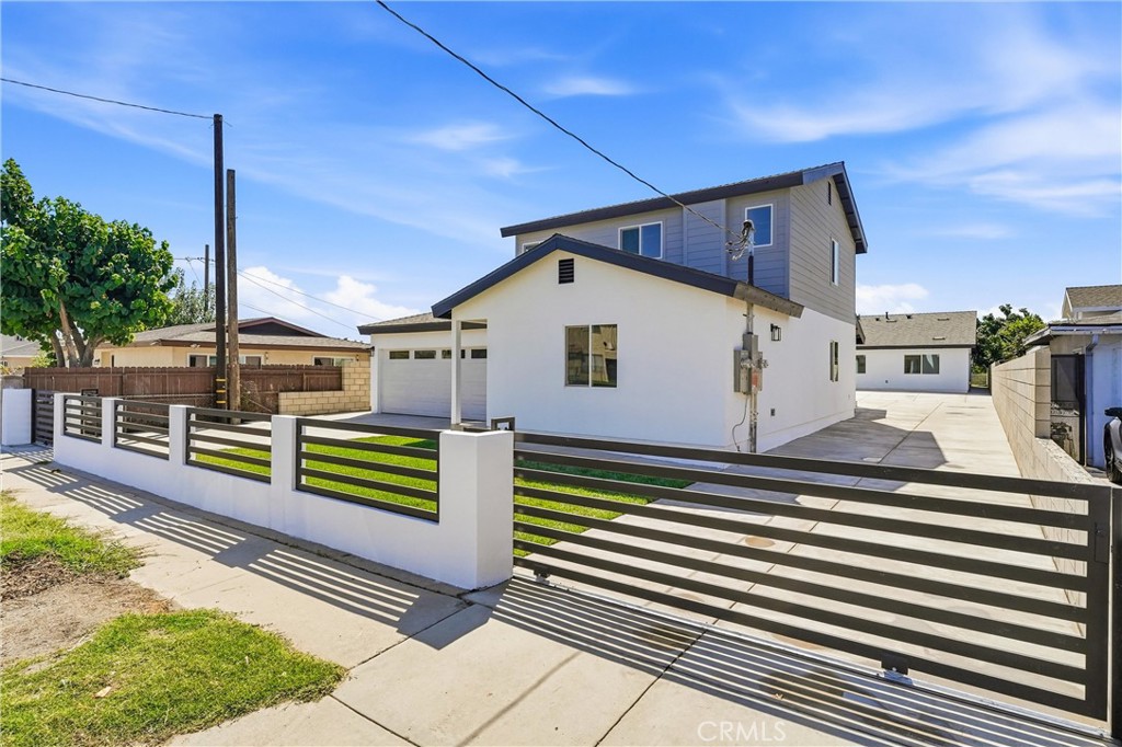 2509 Tamora Avenue A,b,c,d Property Photo 1