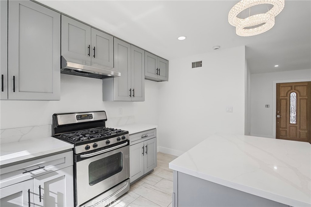 12256 Allegheny Street Property Photo 6