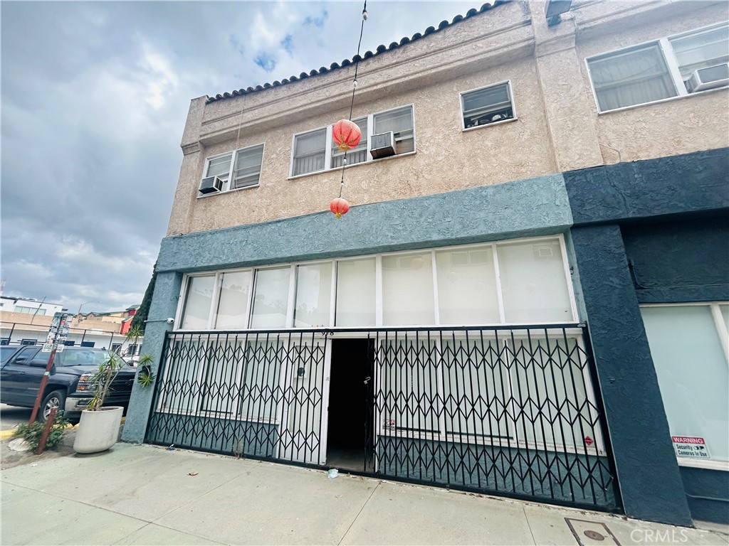 978 Chung King Property Photo