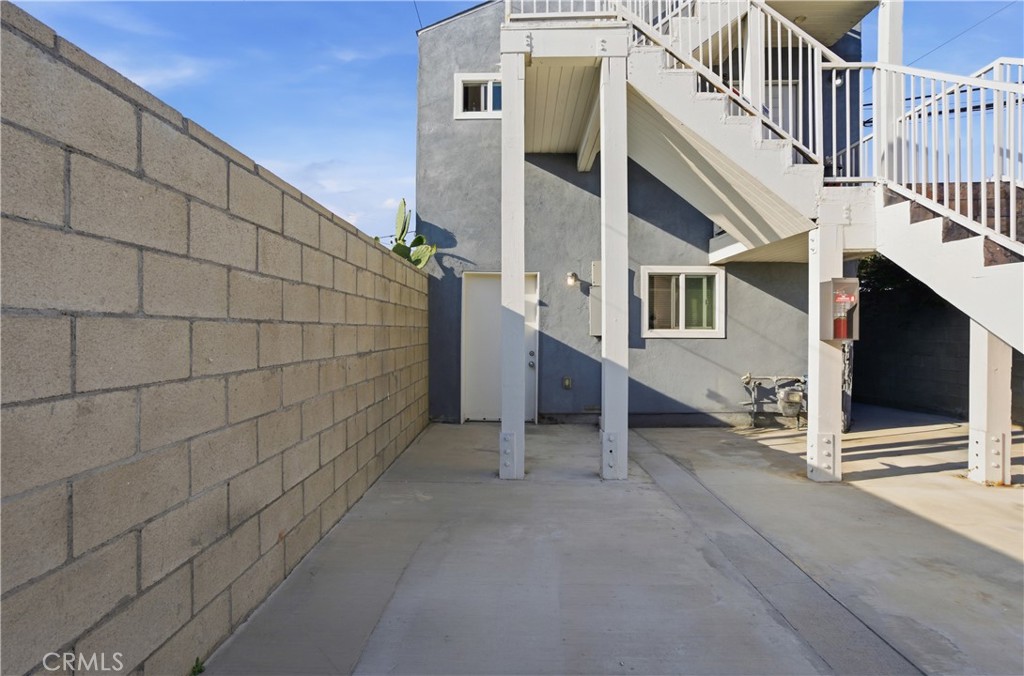 8317 Whittier Property Photo 12