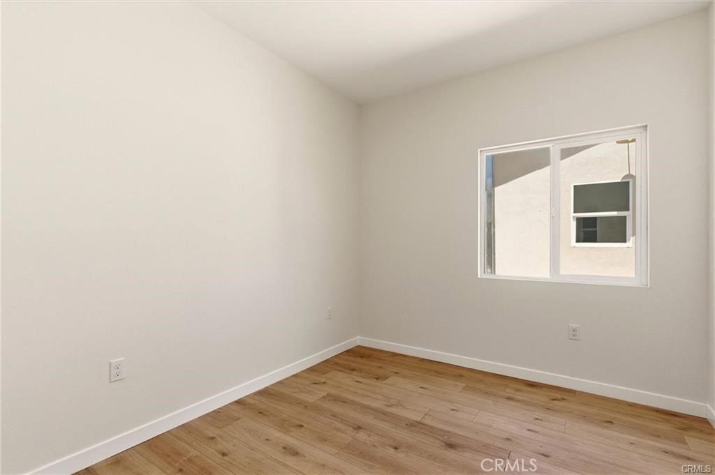 2155 Euclid Avenue B Property Photo 13