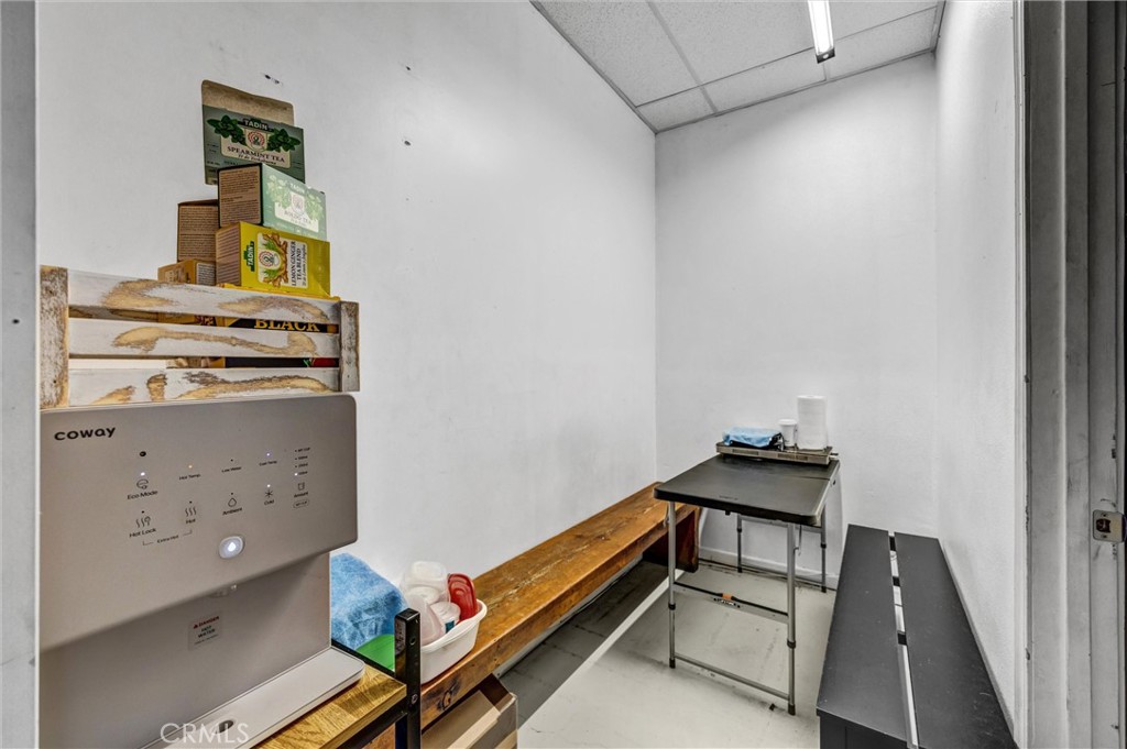 15514 Paramount Property Photo 8