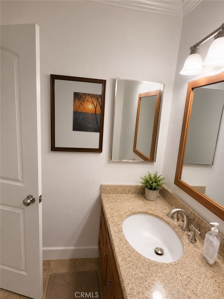 23204 Sesame Street C Property Photo 4