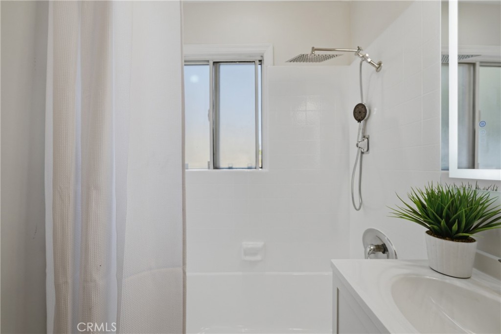 2860 Daisy Avenue Property Photo 23