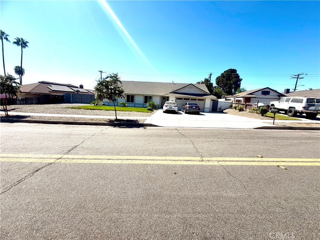 1432 Terrace Property Photo 3