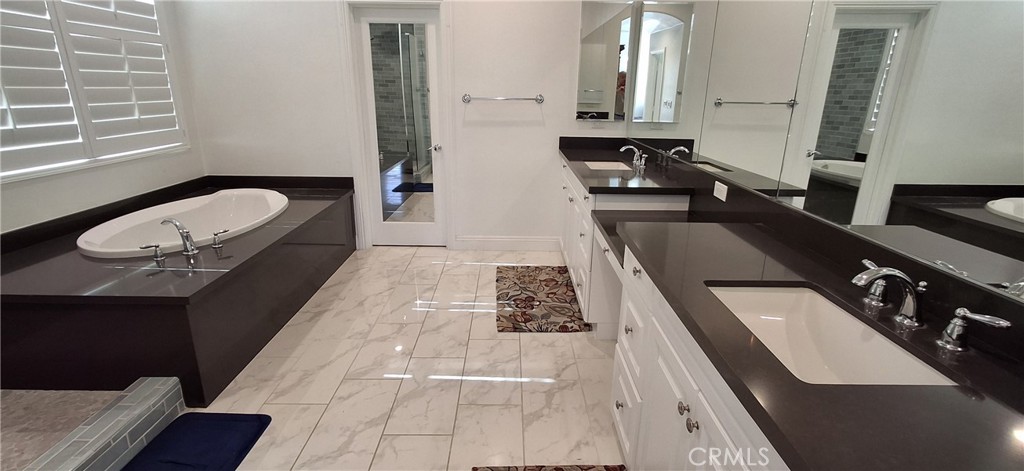 12322 Champlin Place Property Photo 6