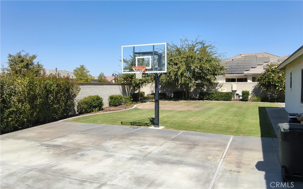 12322 Champlin Place Property Photo 16