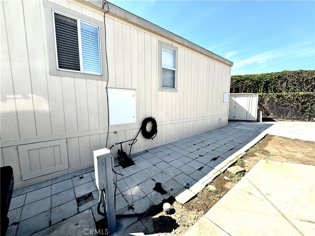 20315 Denker 15 Property Photo 2