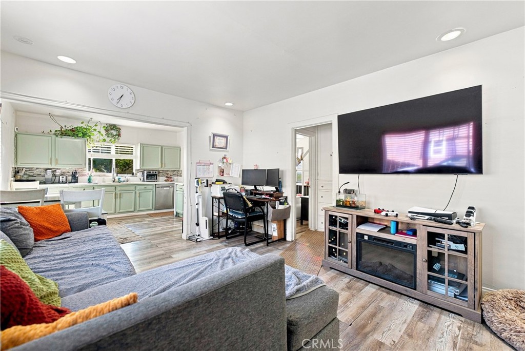 5037 Gafford Street Property Photo 14