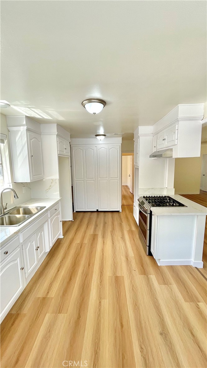11652 Faculty Dr Property Photo 5