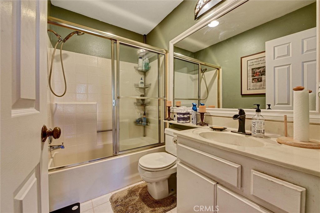 535 W 4th 201 Property Photo 16