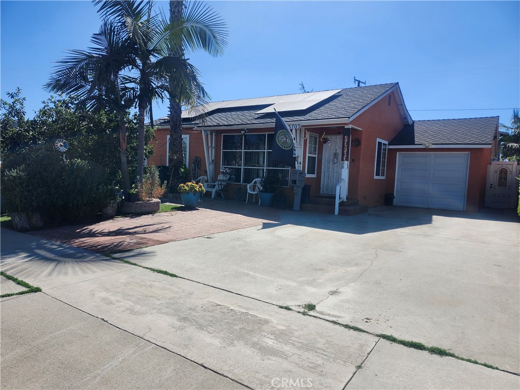 13703 Carpintero Property Photo 1