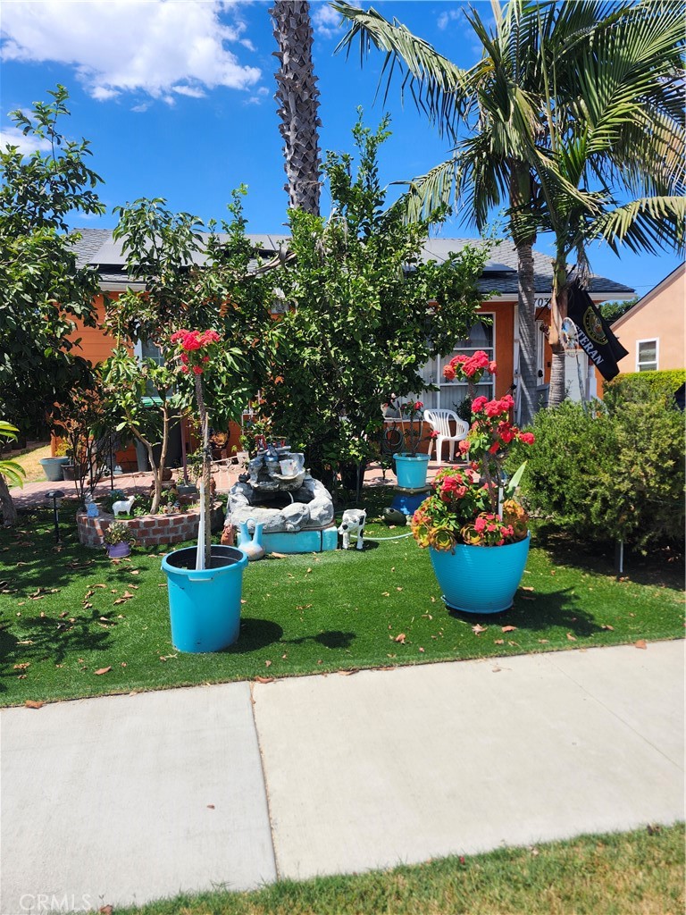 13703 Carpintero Property Photo 3