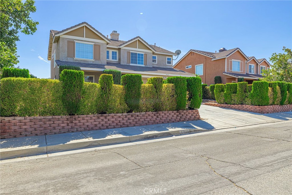 36632 Oak Hill Street Property Photo 4
