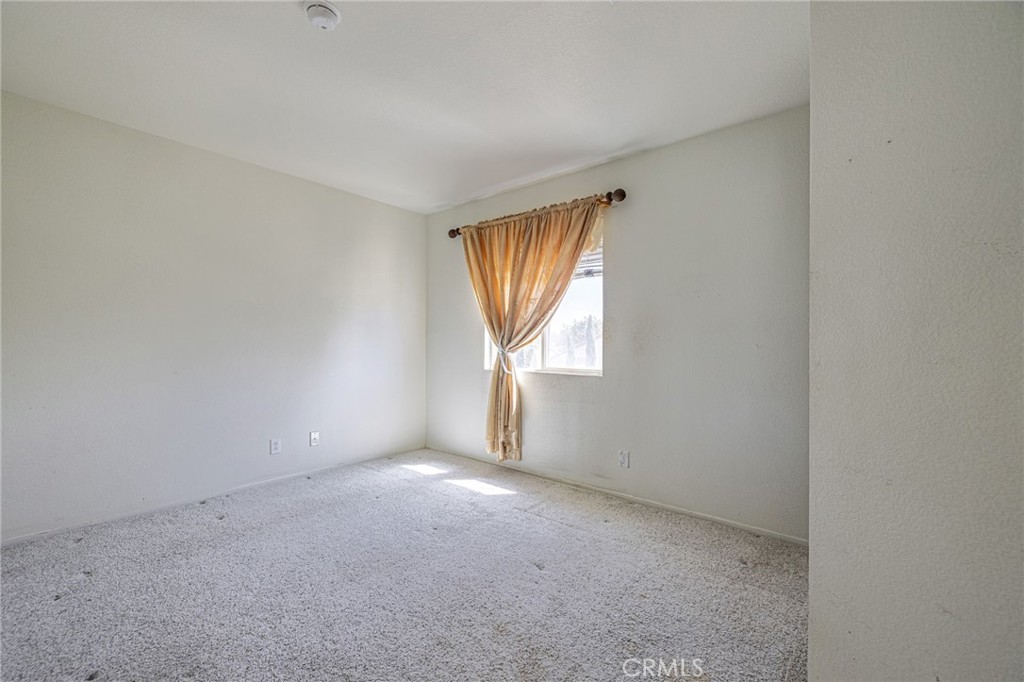 36632 Oak Hill Street Property Photo 25