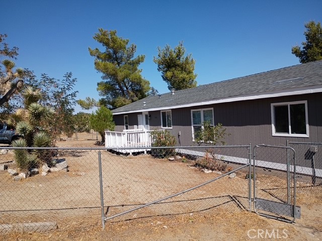 278 Yucca Property Photo 2