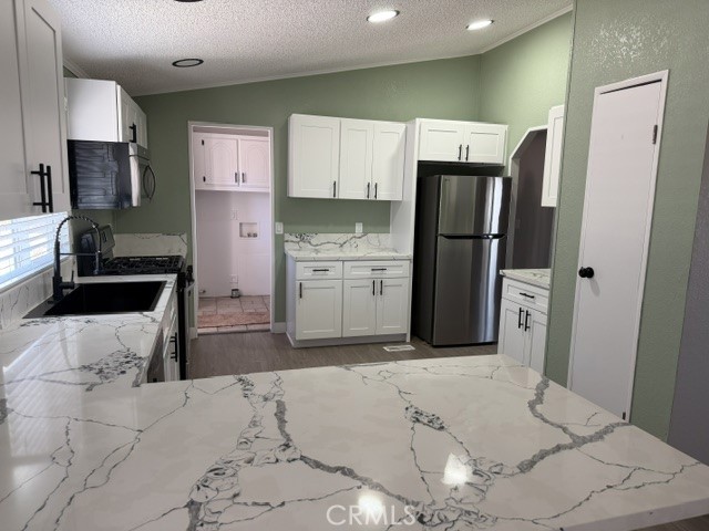 278 Yucca Property Photo 6