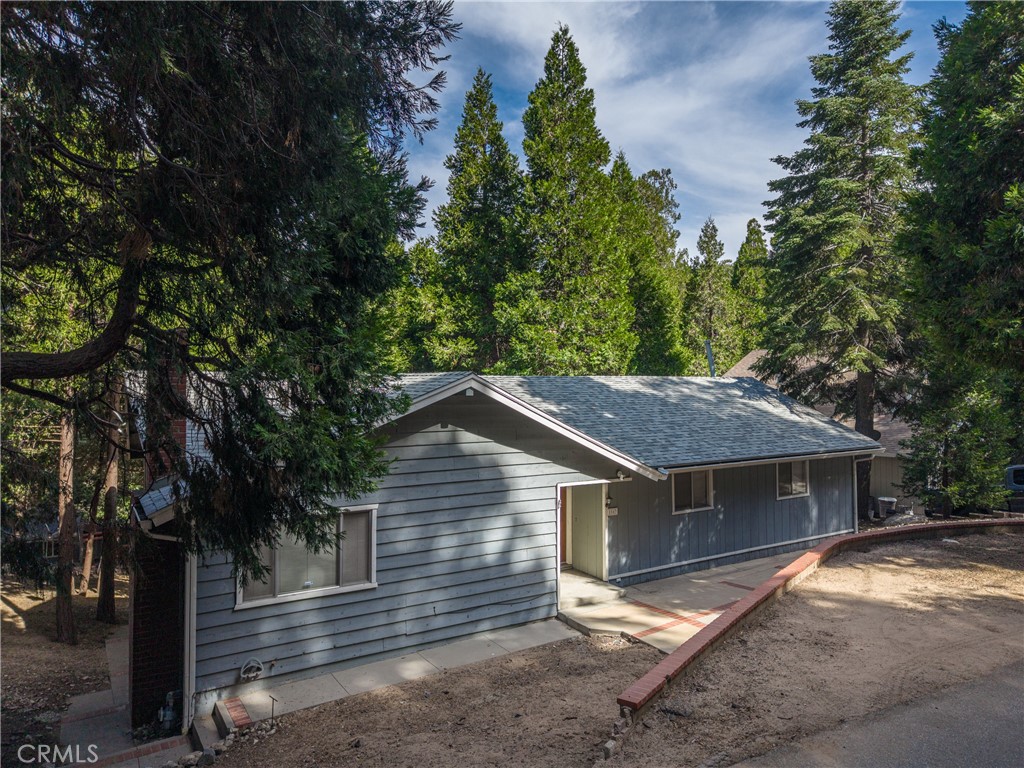 1163 Jungfrau Property Photo 1