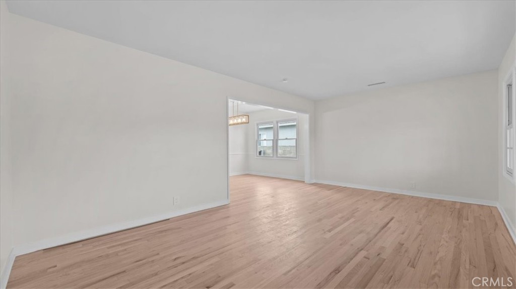 5618 Verdura Property Photo 4