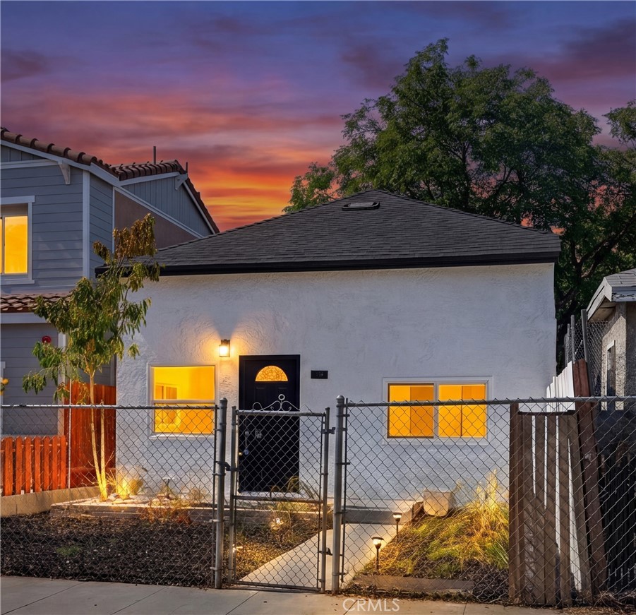 248 W N Property Photo 1