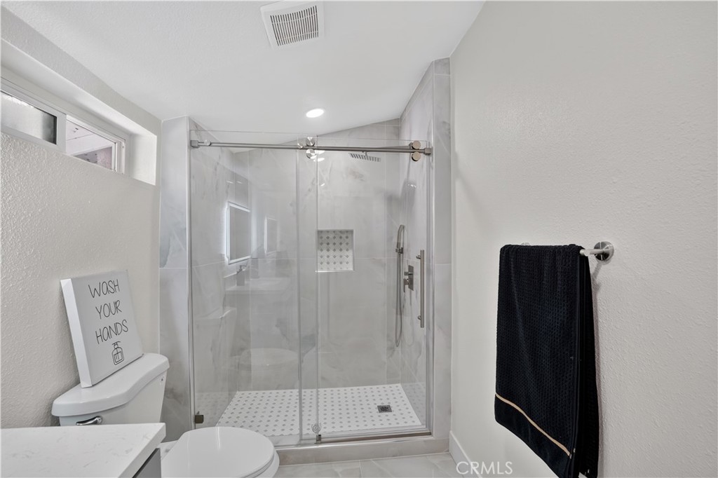 248 W N Property Photo 26