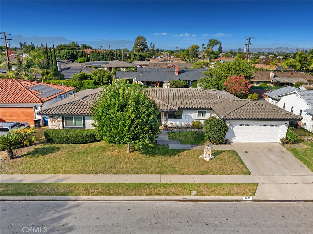 8635 Muller Property Photo 2
