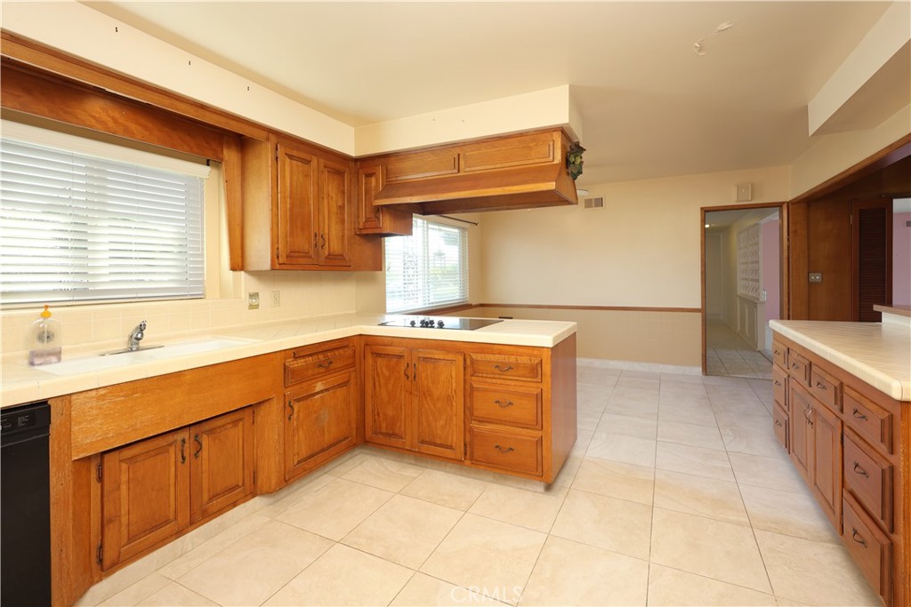 8635 Muller Property Photo 13