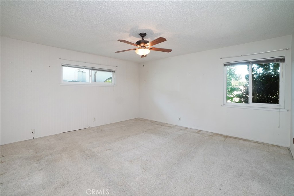 8635 Muller Property Photo 24