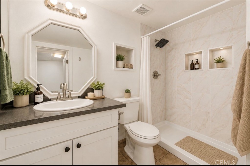 1791 Neil Armstrong 102 Property Photo 3