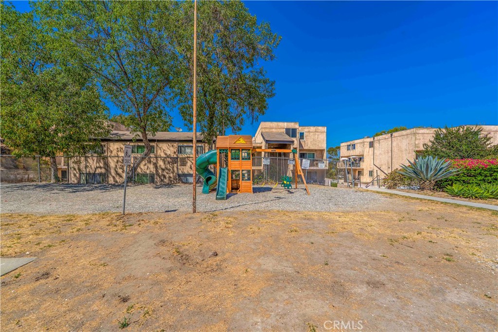 1791 Neil Armstrong 102 Property Photo 21