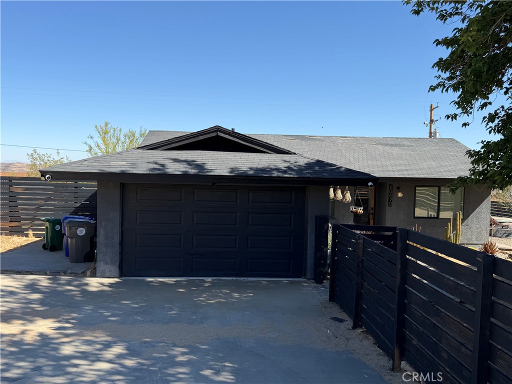60670 Pueblo Property Photo 1