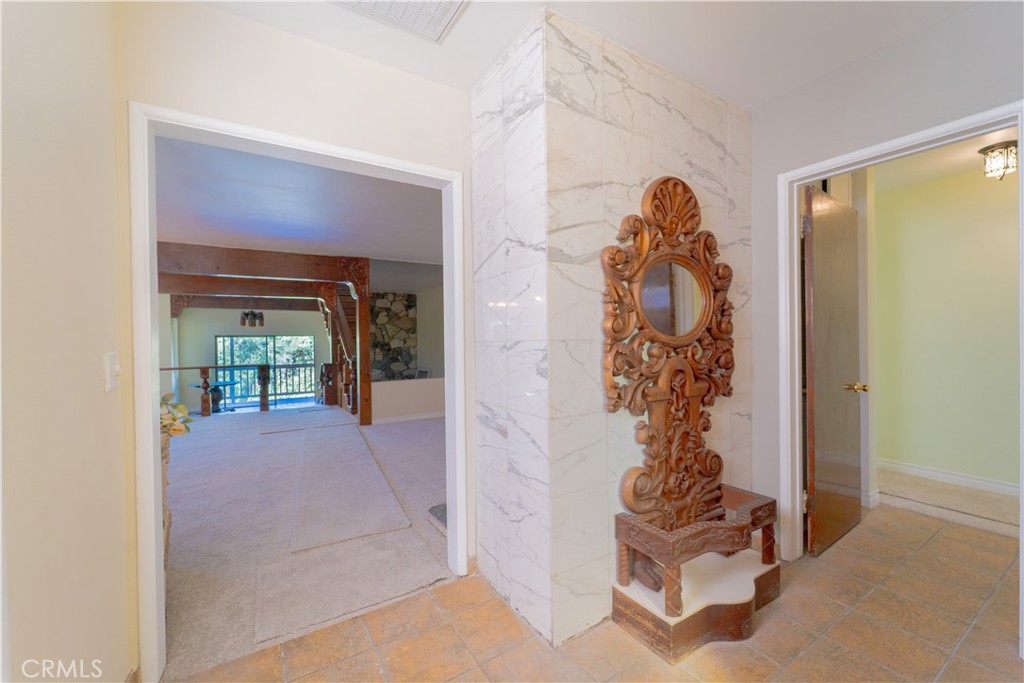 945 Mira Valle Street Property Photo 4