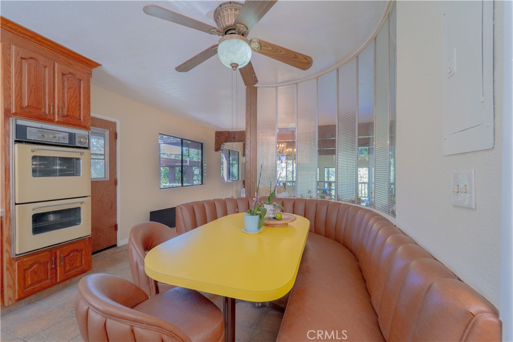 945 Mira Valle Street Property Photo 9