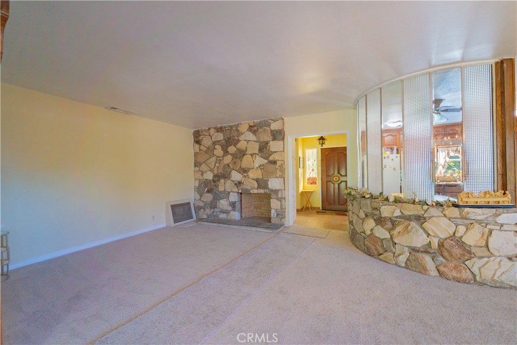 945 Mira Valle Street Property Photo 12